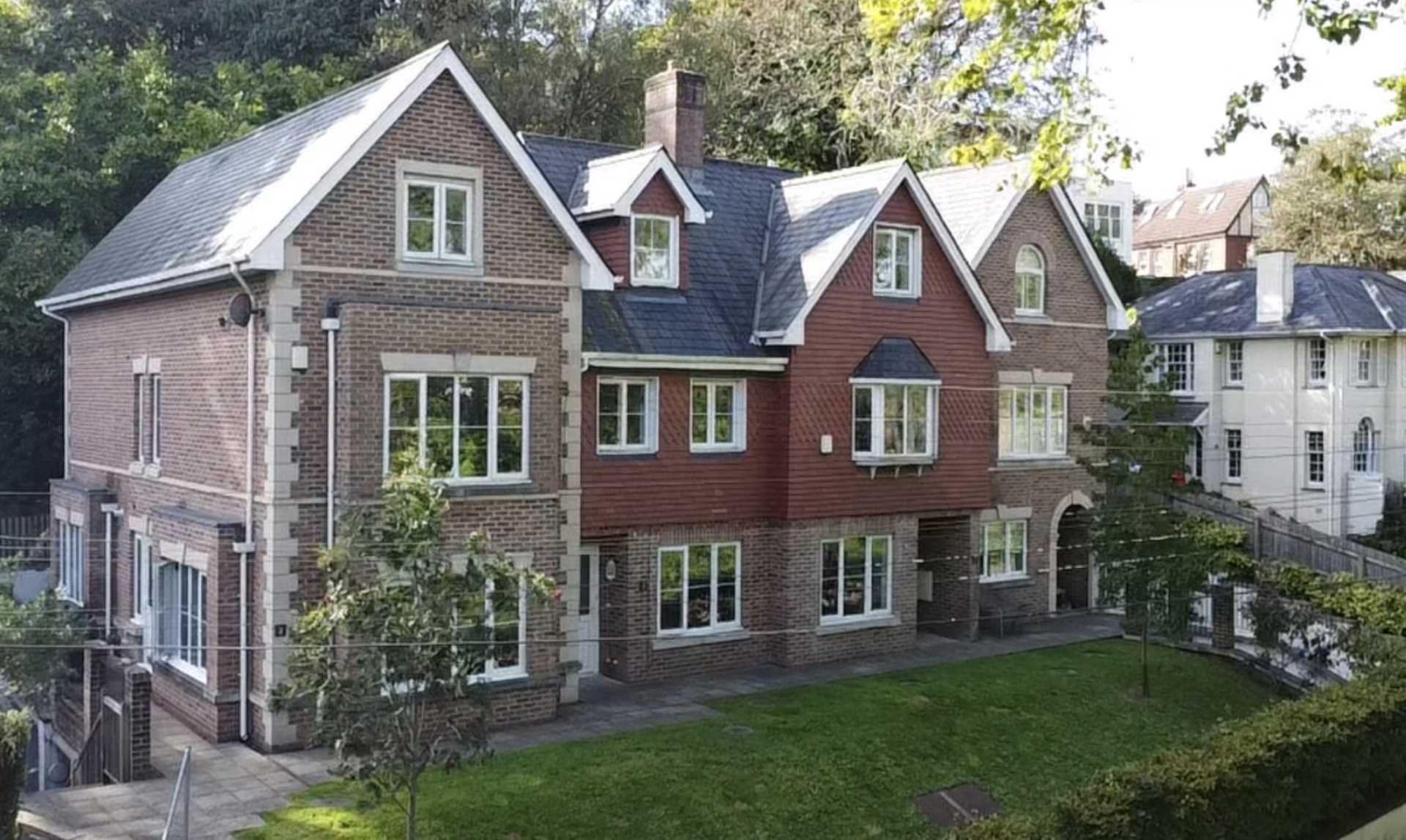 4 bedroom Town House to rent in Bournemouth