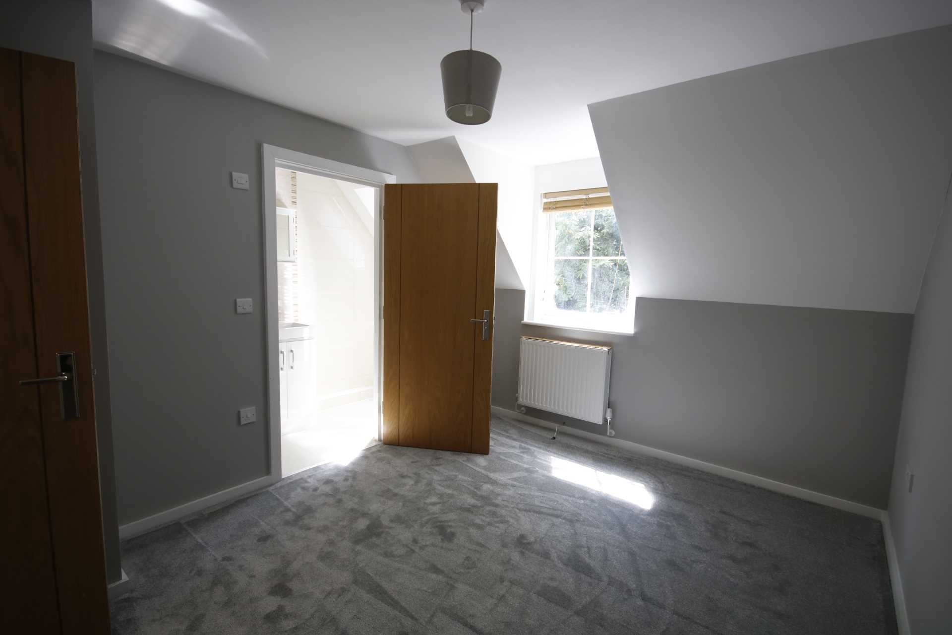 Additional Property Image 4 bedroom Town House to rent in Bournemouth 7