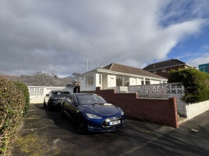 3 bedroom Bungalow to rent in Christchurch