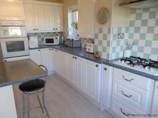 Additional Property Image 3 bedroom Semi Detached for sale in Oldham 4