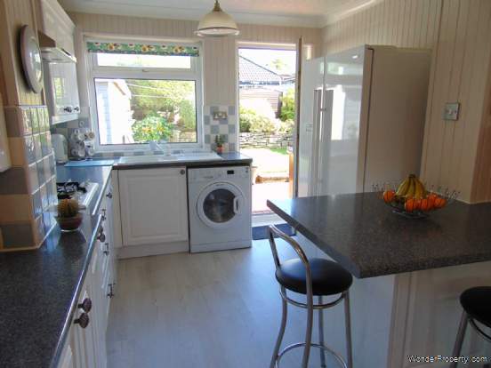 Additional Property Image 3 bedroom Semi Detached for sale in Oldham 6