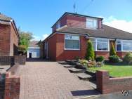 3 bedroom Semi Detached for sale in Oldham
