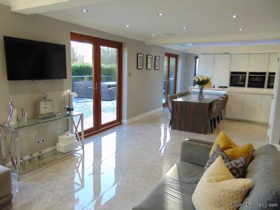 Additional Property Image 5 bedroom Detached for sale in Oldham 2