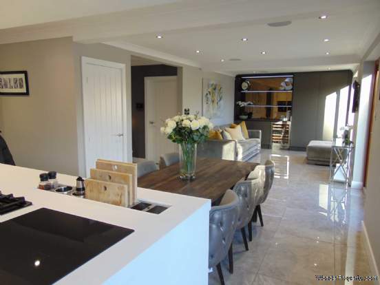 Additional Property Image 5 bedroom Detached for sale in Oldham 4