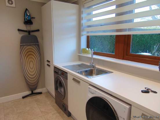 Additional Property Image 5 bedroom Detached for sale in Oldham 11