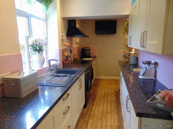 Additional Property Image 3 bedroom Semi Detached for sale in Oldham 5