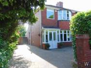 3 bedroom Semi Detached for sale in Oldham