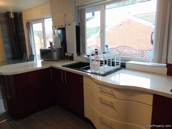 Additional Property Image 4 bedroom Bungalow for sale in Oldham 4