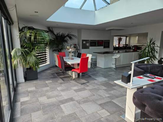 Additional Property Image 4 bedroom Detached for sale in Oldham 9