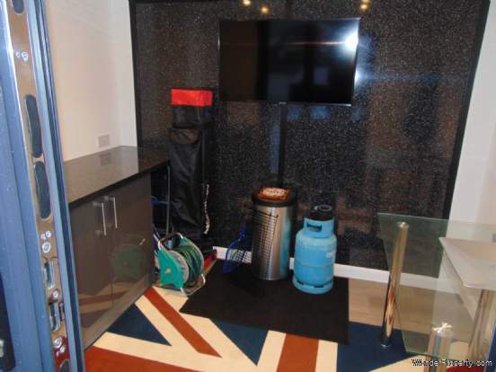 Additional Property Image 2 bedroom Detached Bungalow for sale in Oldham 11