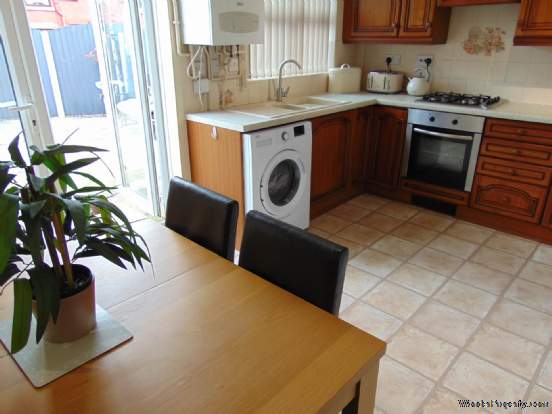 Additional Property Image 3 bedroom Semi Detached for sale in Oldham 4