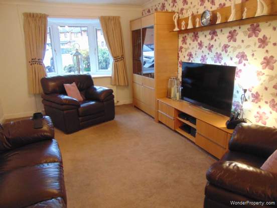 Additional Property Image 5 bedroom Link Detached House for sale in Oldham 3