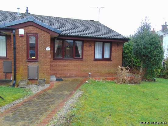 Additional Property Image 2 bedroom Semi Detached Bungalow for sale in Oldham 11