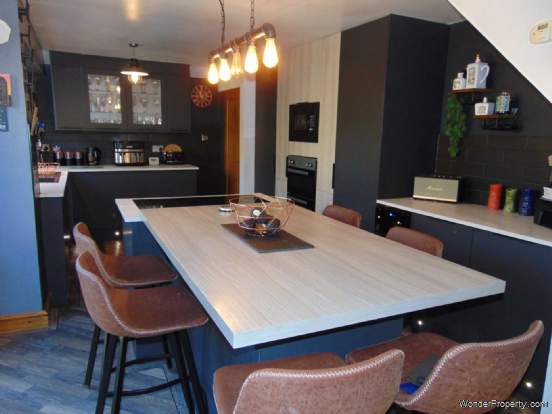 Additional Property Image 3 bedroom Semi Detached for sale in Oldham 3