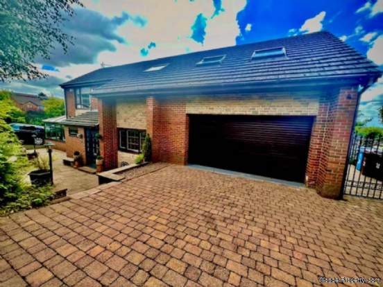 6 bedroom Detached for sale in Oldham
