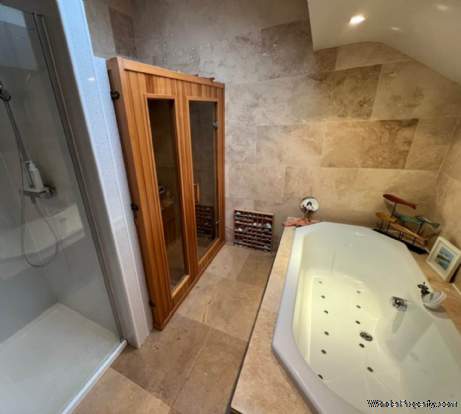 Additional Property Image 6 bedroom Detached for sale in Oldham 13