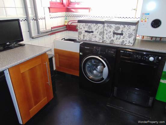 Additional Property Image 4 bedroom Semi Detached for sale in Oldham 18