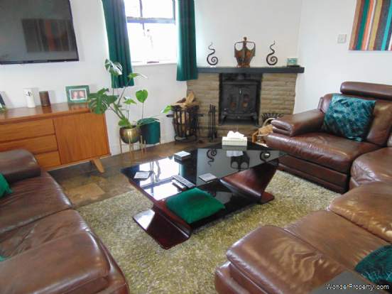 Additional Property Image 4 bedroom Detached for sale in Oldham 9