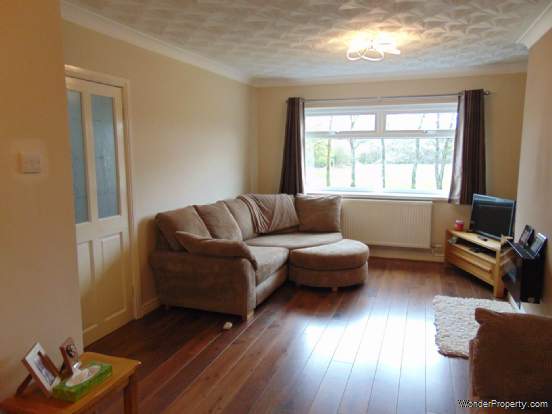 Additional Property Image 3 bedroom Semi Detached for sale in Oldham 3
