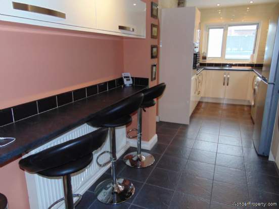 Additional Property Image 3 bedroom Semi Detached for sale in Oldham 6