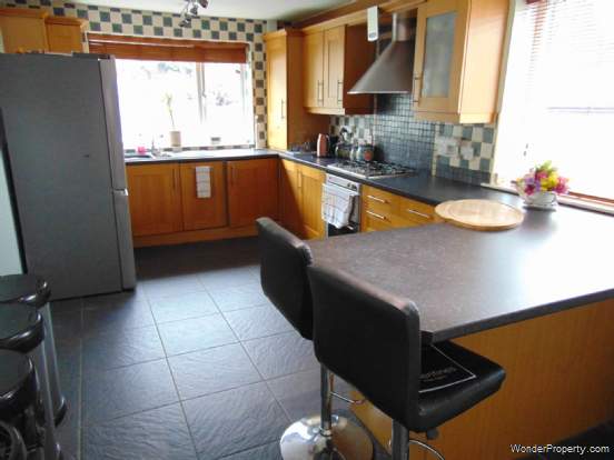 Additional Property Image 3 bedroom Semi Detached for sale in Oldham 3