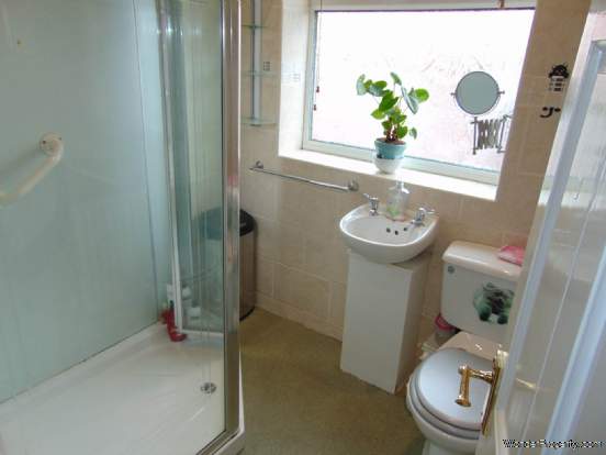 Additional Property Image 3 bedroom Semi Detached for sale in Oldham 10