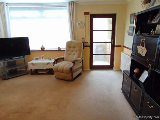 Additional Property Image 2 bedroom Terraced for sale in Oldham 3