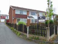 2 bedroom Terraced for sale in Oldham