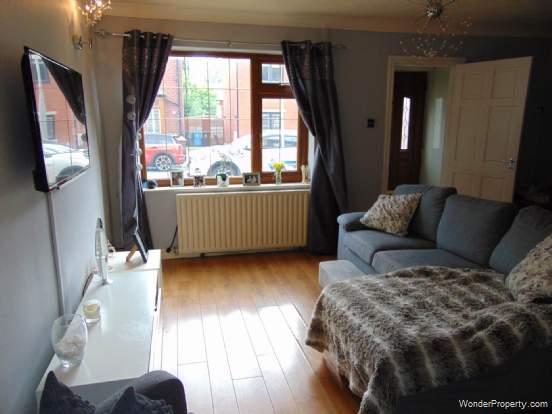 Additional Property Image 4 bedroom Semi Detached for sale in Oldham 5