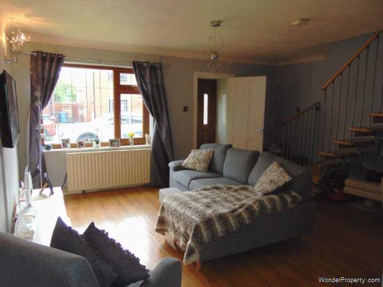 Additional Property Image 4 bedroom Semi Detached for sale in Oldham 6
