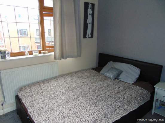 Additional Property Image 4 bedroom Semi Detached for sale in Oldham 14
