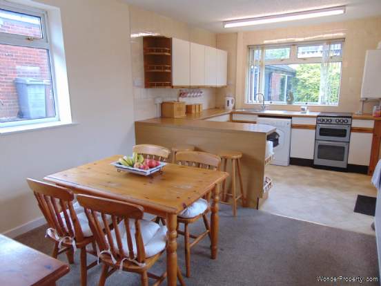 Additional Property Image 2 bedroom Semi Detached Bungalow for sale in Oldham 4