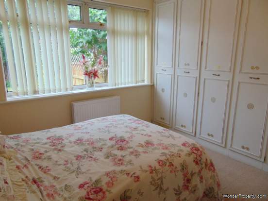 Additional Property Image 2 bedroom Semi Detached Bungalow for sale in Oldham 7