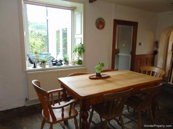 Additional Property Image 4 bedroom Detached for sale in Shaw 12