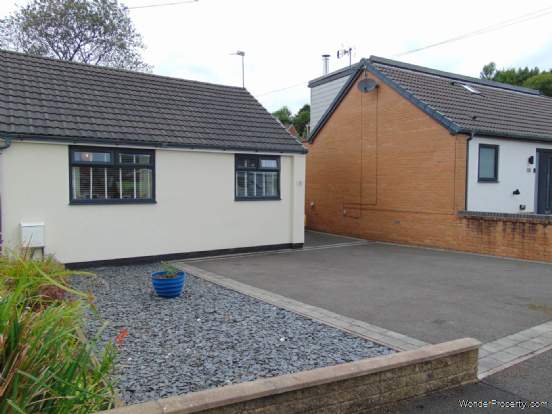 2 bedroom Bungalow for sale in Oldham