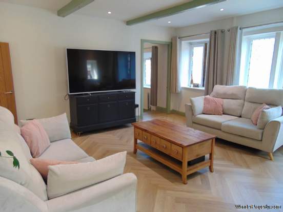 Additional Property Image 5 bedroom Cottage for sale in Oldham 4