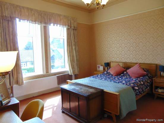 Additional Property Image 4 bedroom Semi Detached for sale in Oldham 15