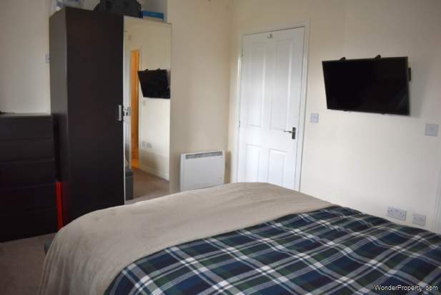 Additional Property Image 2 bedroom Apartment for sale in Bolton 10