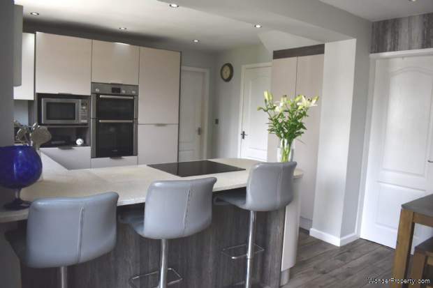Additional Property Image 3 bedroom Detached for sale in Bolton 3