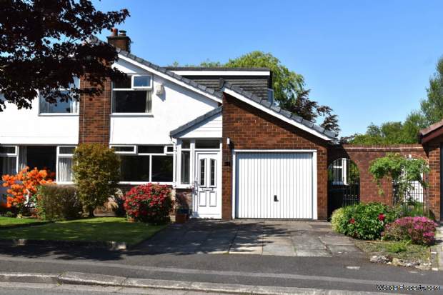 3 bedroom Semi Detached for sale in Bolton