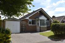 2 bedroom Detached Bungalow for sale in Bolton