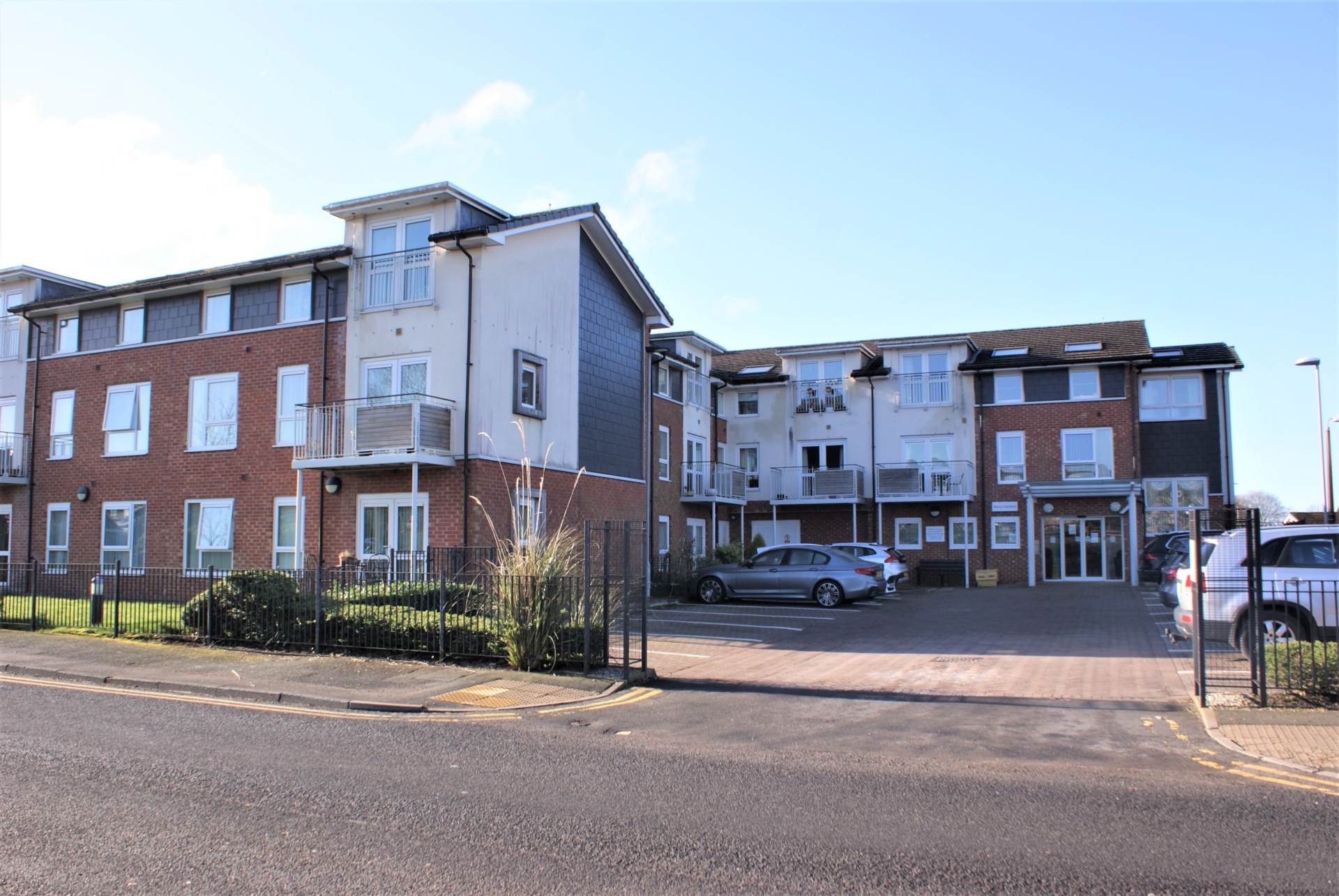 Additional Property Image 2 bedroom Apartment for sale in Bolton 15