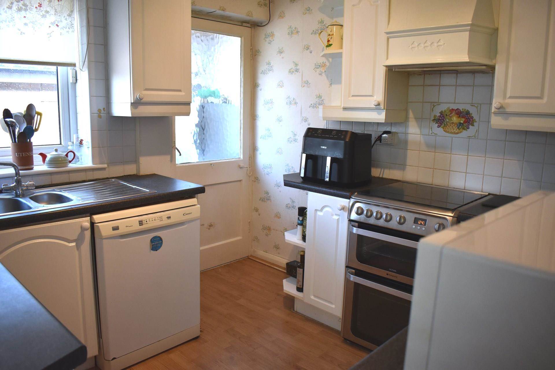 Additional Property Image 2 bedroom Detached Bungalow for sale in Bolton 8