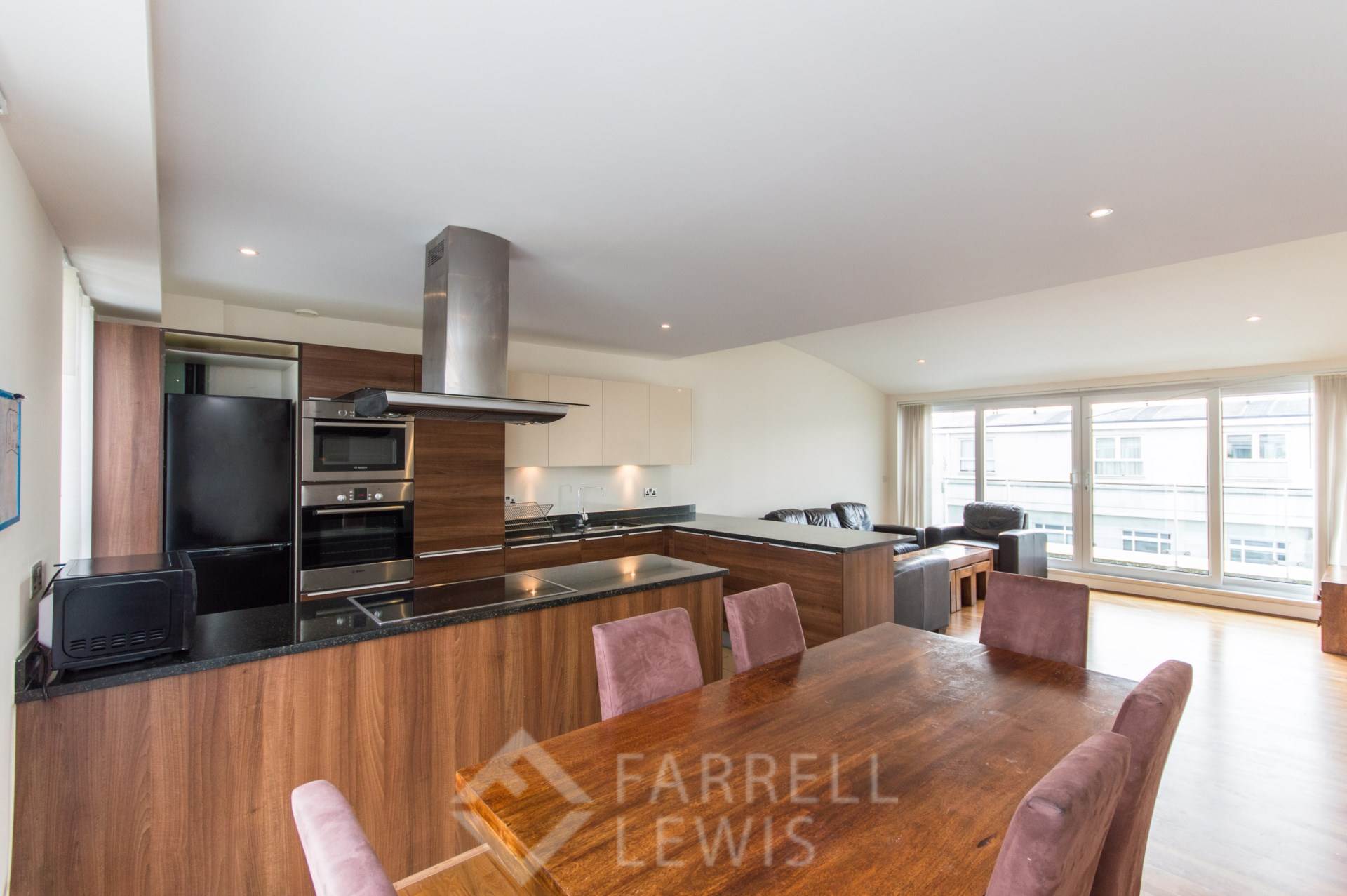 Additional Property Image 3 bedroom Apartment to rent in London 3