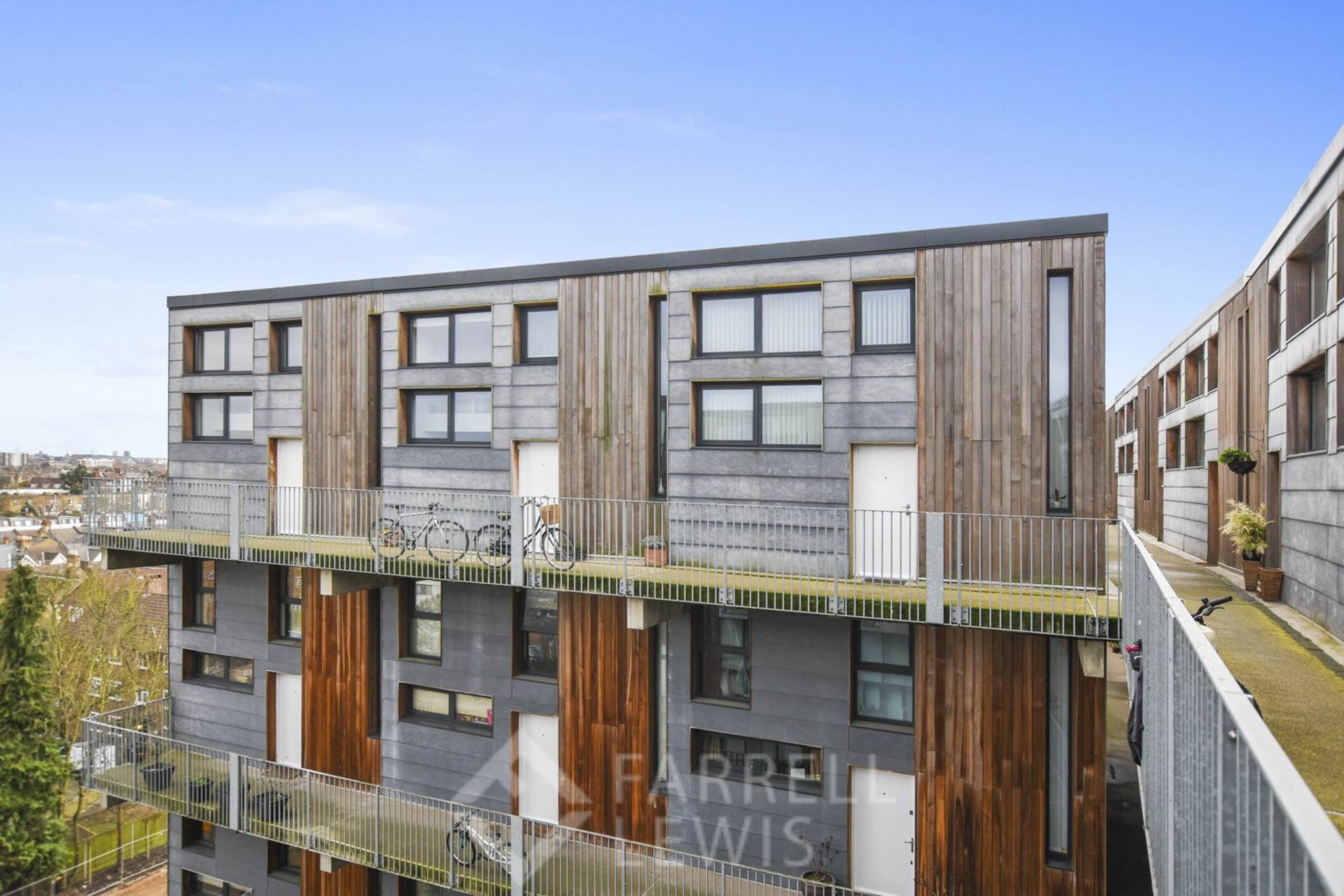Additional Property Image 2 bedroom Maisonette to rent in London 9