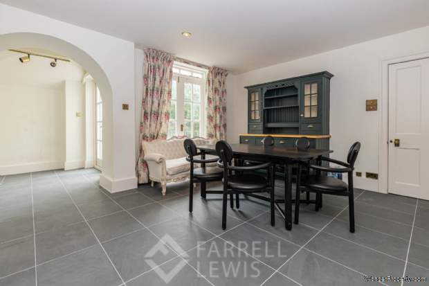 Additional Property Image 6 bedroom Villa to rent in Oxford 6