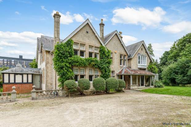 Additional Property Image 6 bedroom Villa to rent in Oxford 10