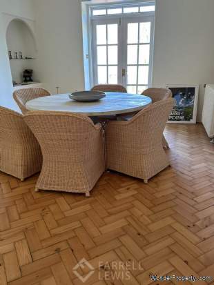 Additional Property Image 6 bedroom Villa to rent in Oxford 12