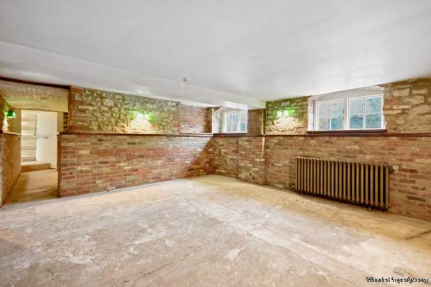 Additional Property Image 6 bedroom Villa to rent in Oxford 19