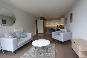 1 bedroom Apartment to rent in Kingston Upon Thames